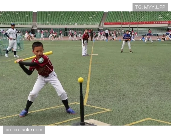 群体系：北京中小学软式垒球联赛开幕，体教融合新尝试